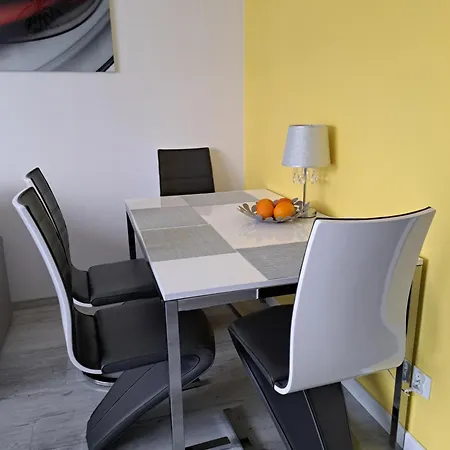 아파트 Komfort Alexa